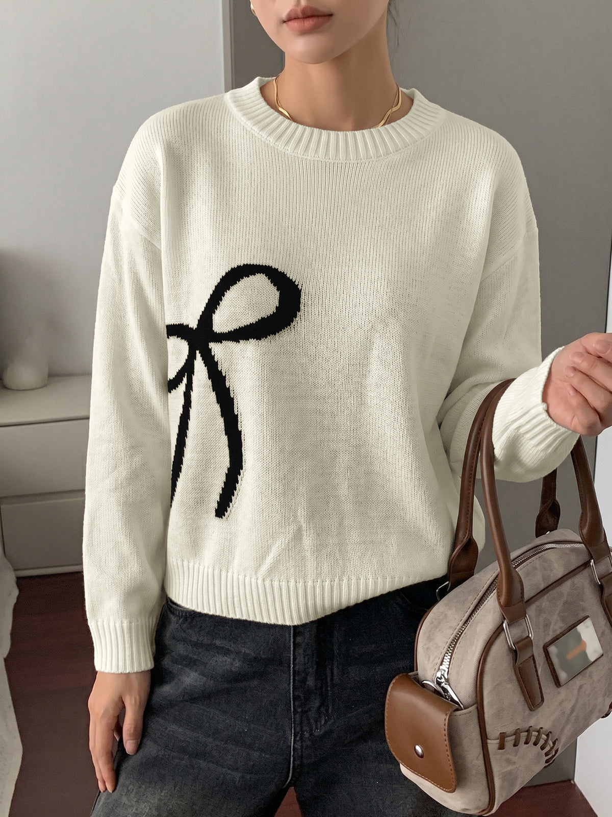 Bow Sweater with Crew Neck